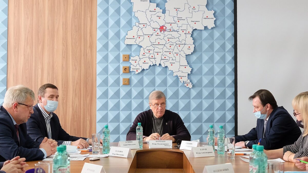 Представители профсоюзов подняли вопросы водоснабжения территорий https://www.kirovreg.ru/