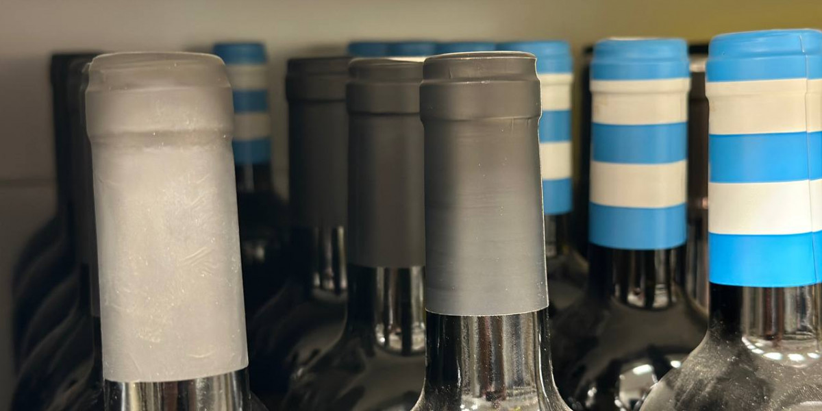 Кировские полицейские изъяли из магазина двести литров алкоголя, находившегося в обороте с нарушениями редакции